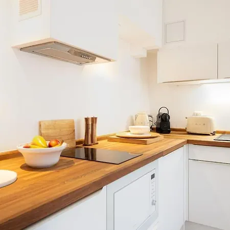 #30 Old Town, Castle Panoramic View / Terrace & Ac Apartman Nizza