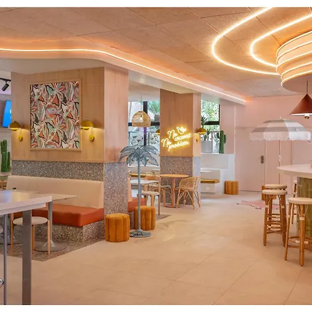 尼斯艾珀基亚酒店 酒店 4*