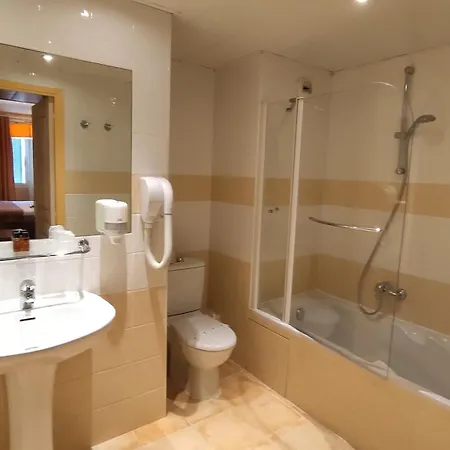 Share Mini-hôtel 3*