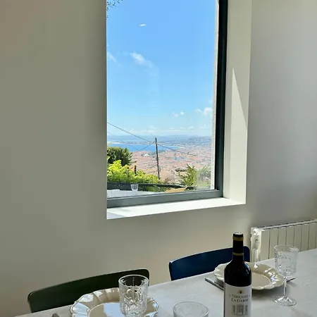 Apartman Jardin Avec Jacuzzi, Vue Et Montagne, Clim & Parking Nizza