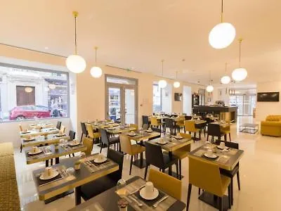 尼斯阿祖尔里维拉酒店 4*