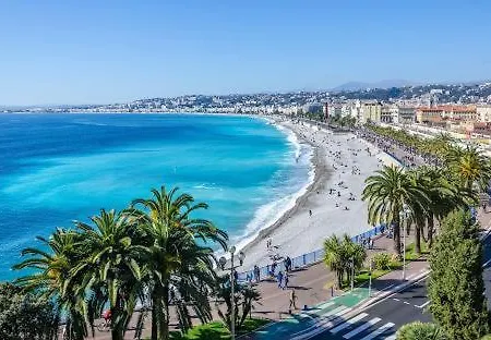 Beau Plein Centre * Nizza