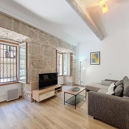 Nestor&jeeves - Fay - Near - Promenade Apartment