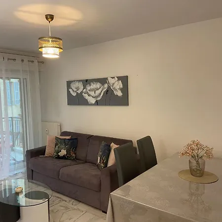 Apartment Superbe 3 Pieces Pres Du Port De Nice