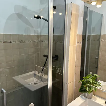 Maison De A Ouest Dans Propriete Arboree 니스