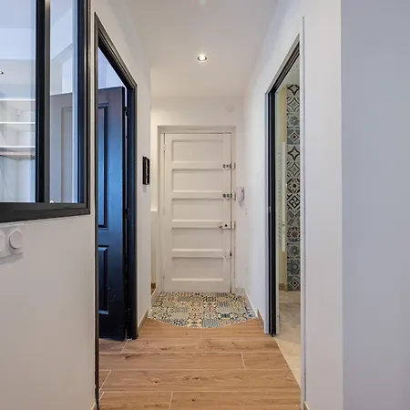 Apartment Large & Quiet 1 Bdr Downtown *