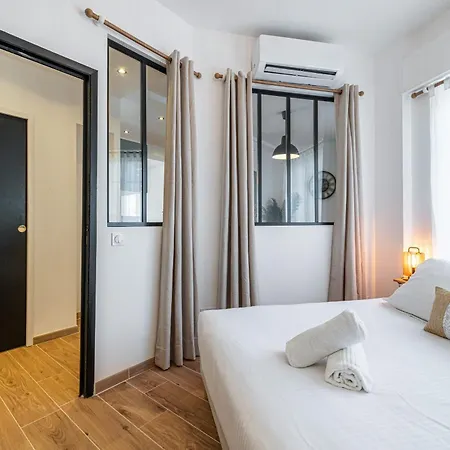 Large & Quiet 1 Bdr Downtown * Nice