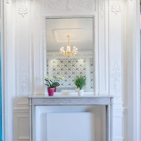 Apartment Luxueux 2p Proche *