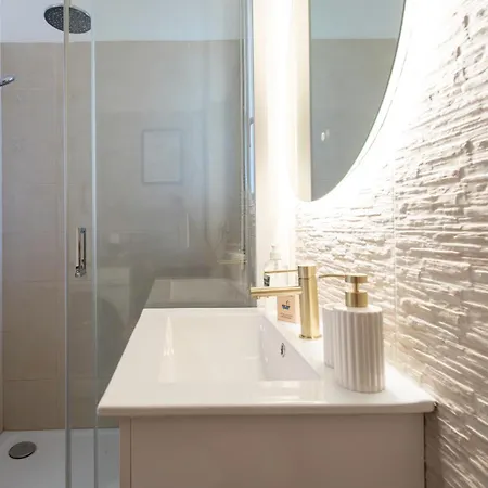 L54 1bdr Promenade Sea View Ac & Balcony Apartment *