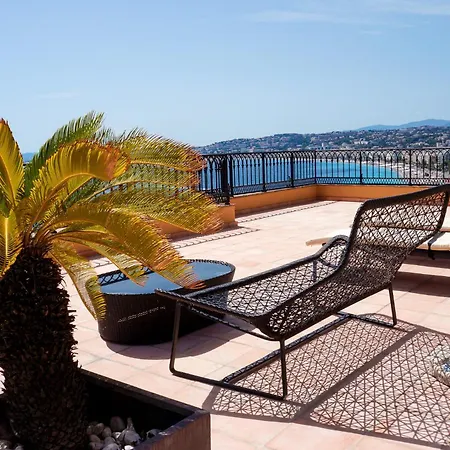 La Pérouse Baie Des Anges 4*