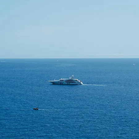 La Pérouse Baie Des Anges Hotel