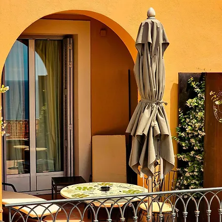 Hotel La Pérouse Baie Des Anges Nizza
