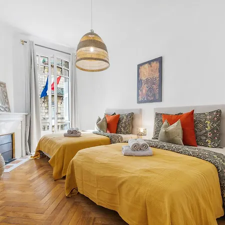 Renting - Joffre - Luxurious Haussmannian 180m2 4 Bedrooms Apartamento *
