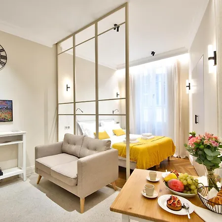 Apartahotel 9 Alberti Centre