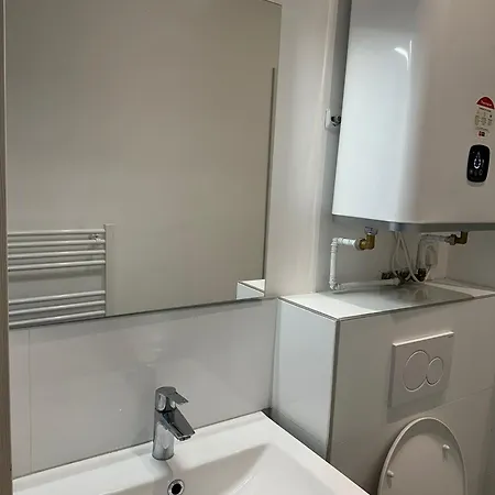 Ete Apartment *