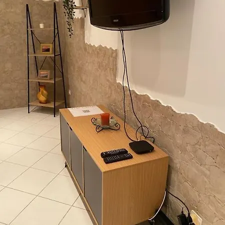 Hébergement de vacances 2 Pieces Avec Terrasse Et Parking, Wifi, Climatisation Nice