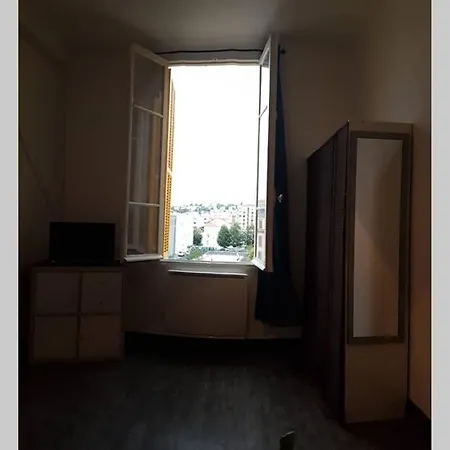 Beau F2 Saint-jean D'angely Apartment Nice