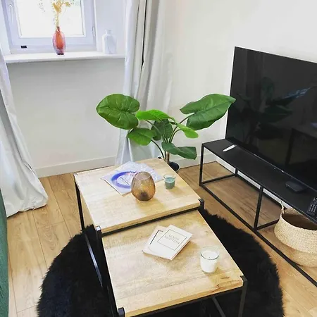 Apartment Beautiful Refurbished Cozy *