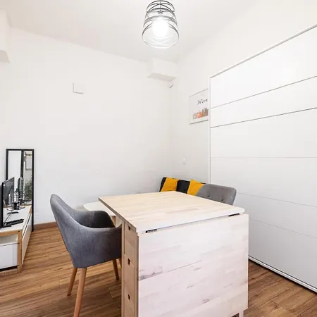 Cozy 2 Pers Wifi Nizza