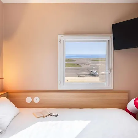 Greet Aeroport Promenade Des Hotel 2*