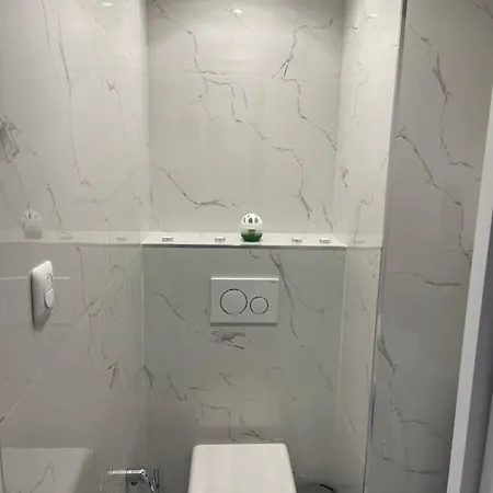 Apartment Lumineux A 2min De La Nice