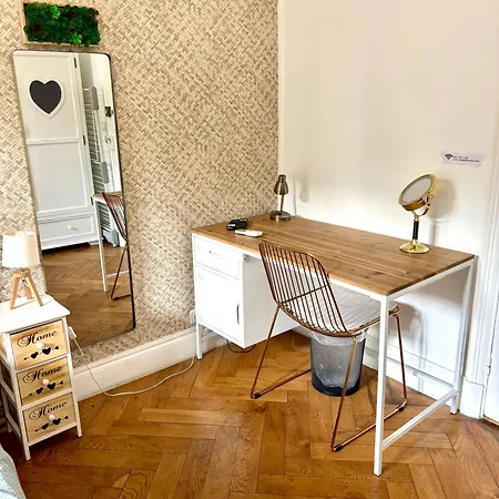 Homestay Les De Cedric Iconic Tram Gare Pour Personnes Calmes Nice