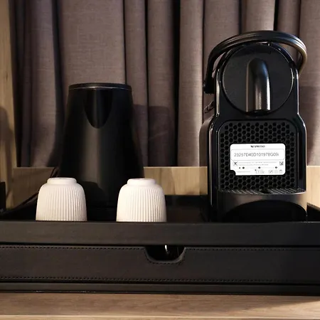 Hotell Campanile Aeroport 3*