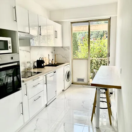 Le Grand Soleil Apartment Nice
