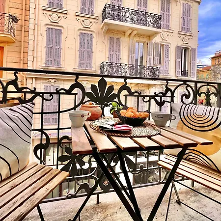 Liberation Center - Private Balcony - 24&7 Reception - Luggage Storage Hotel apartamentowy Nicea