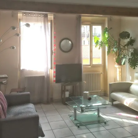 A / 50 M² / Vue Sur La Apartamento