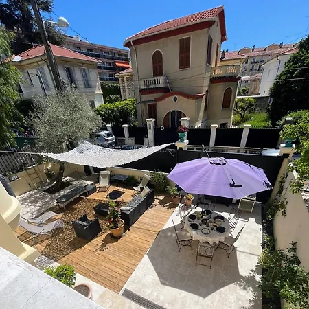 Grand Rez De Jardin Terrasse Calme Centre-ground Floor Quiet Garden Terrace Near Center Of Apartment Nizza