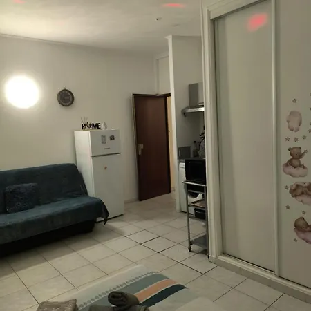 Apartment Centre