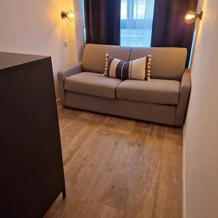 Apartment A 2 Pas De La Promenade Des Nice