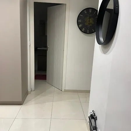 Le Splendid Centre Apartment *
