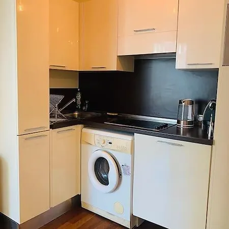 Eugenie Hyper Center 3 2 Bedrooms Apartment *
