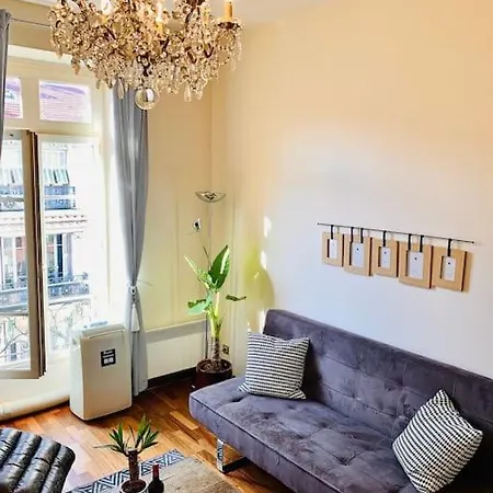 Eugenie Hyper Center 3 2 Bedrooms * Nice