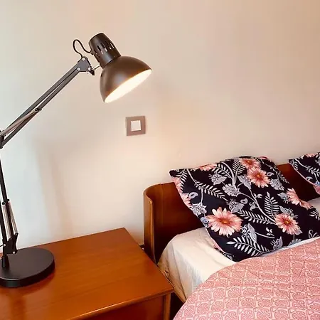 Eugenie Hyper Center 3 2 Bedrooms * Nice