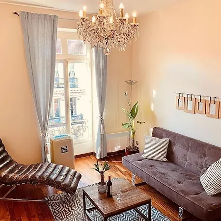 Eugenie Hyper Center 3 2 Bedrooms Apartment *