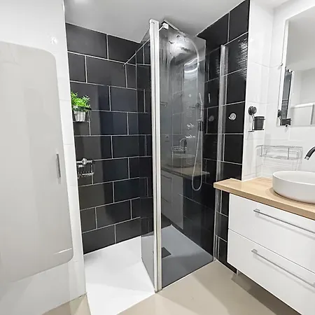 Escapade A - T2 Cosy, Clim & Balcon Apartment Nizza
