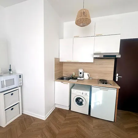 Lumineux, Cosy Et Calme - Apartment Nice