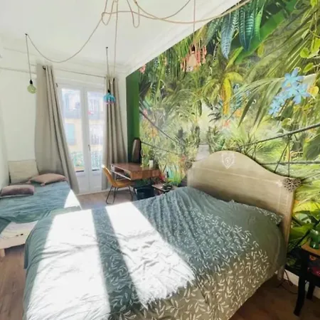 Homestay Les De Cedric Iconic Tram Gare Pour Personnes Calmes *