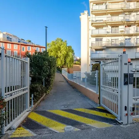 Calme Avec Terrasse Et Climatisation Daire Nice