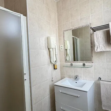 Helvetique Hotel Nicea