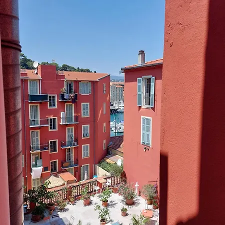 Lympia - & Ferry By Foot Balcony - By Tgb Apartment