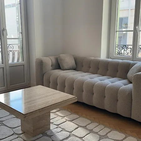 Apartment Beautiful In By Sea *
