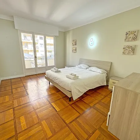 Suffren Promenade - Promenade Apartment