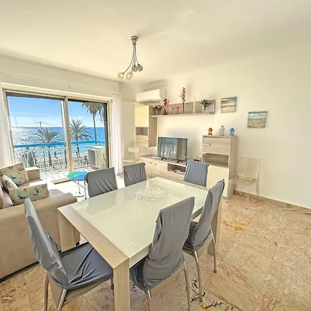 Suffren Promenade - Promenade Apartment *