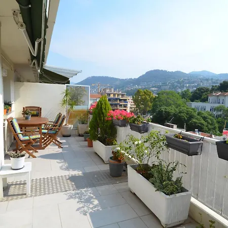 Phoenix - 4 Personnes Avec Superbe Terrasse, Clim Et Parking Le Port De Appartamento *
