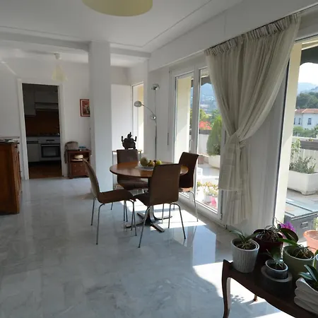 Appartamento Phoenix - 4 Personnes Avec Superbe Terrasse, Clim Et Parking Le Port De *