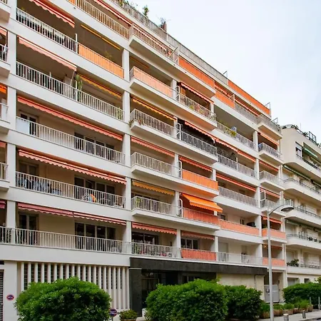 L38 Hobeika Fleur 7min Walk To Beach,free Park,balc&ac Apartamento